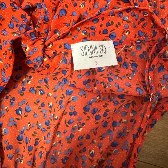 Sienna Sky tank top. Thin, perfect for summer. - Picture 3 of 3